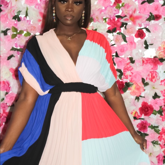 Multi Color Maxi Dress - Picture 2 of 5